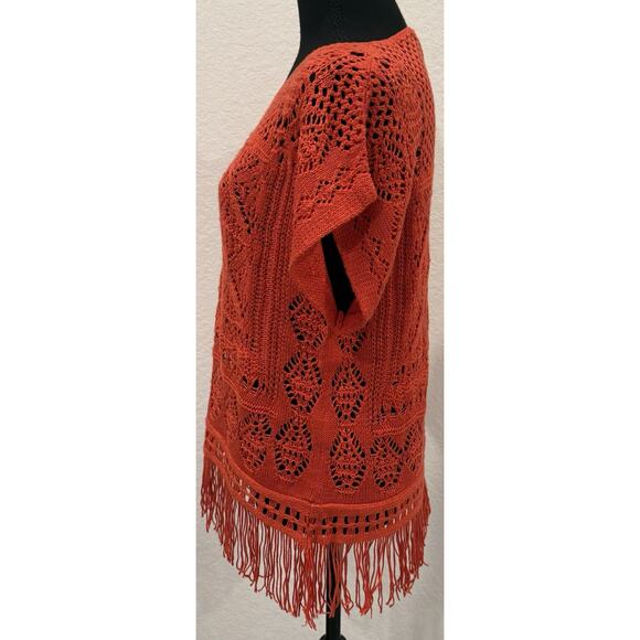 Chico’s Coral Crochet Short Sleeve Sweater with Fringe Size 1 ( Medium) - Picture 2 of 4